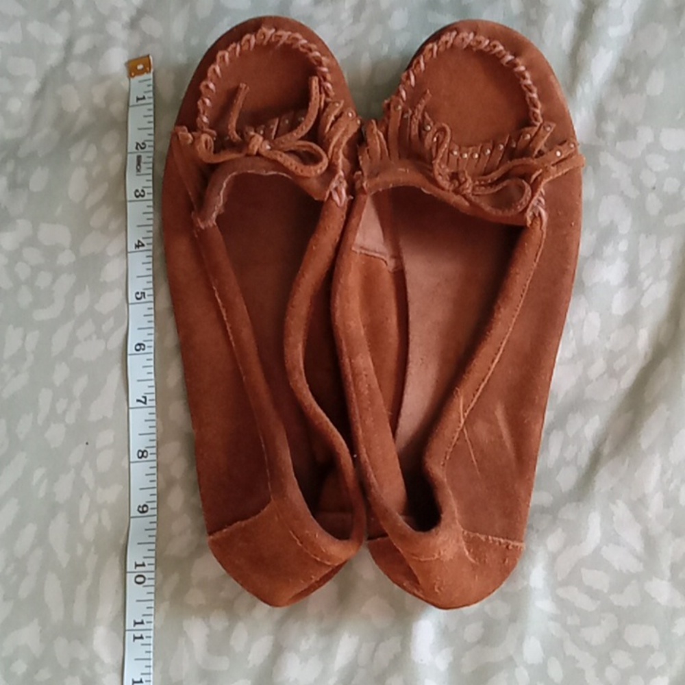 Sz 10 Minnetonka Suede Moccasins, Like New! Professionally Cleaned, Beautiful!!!
